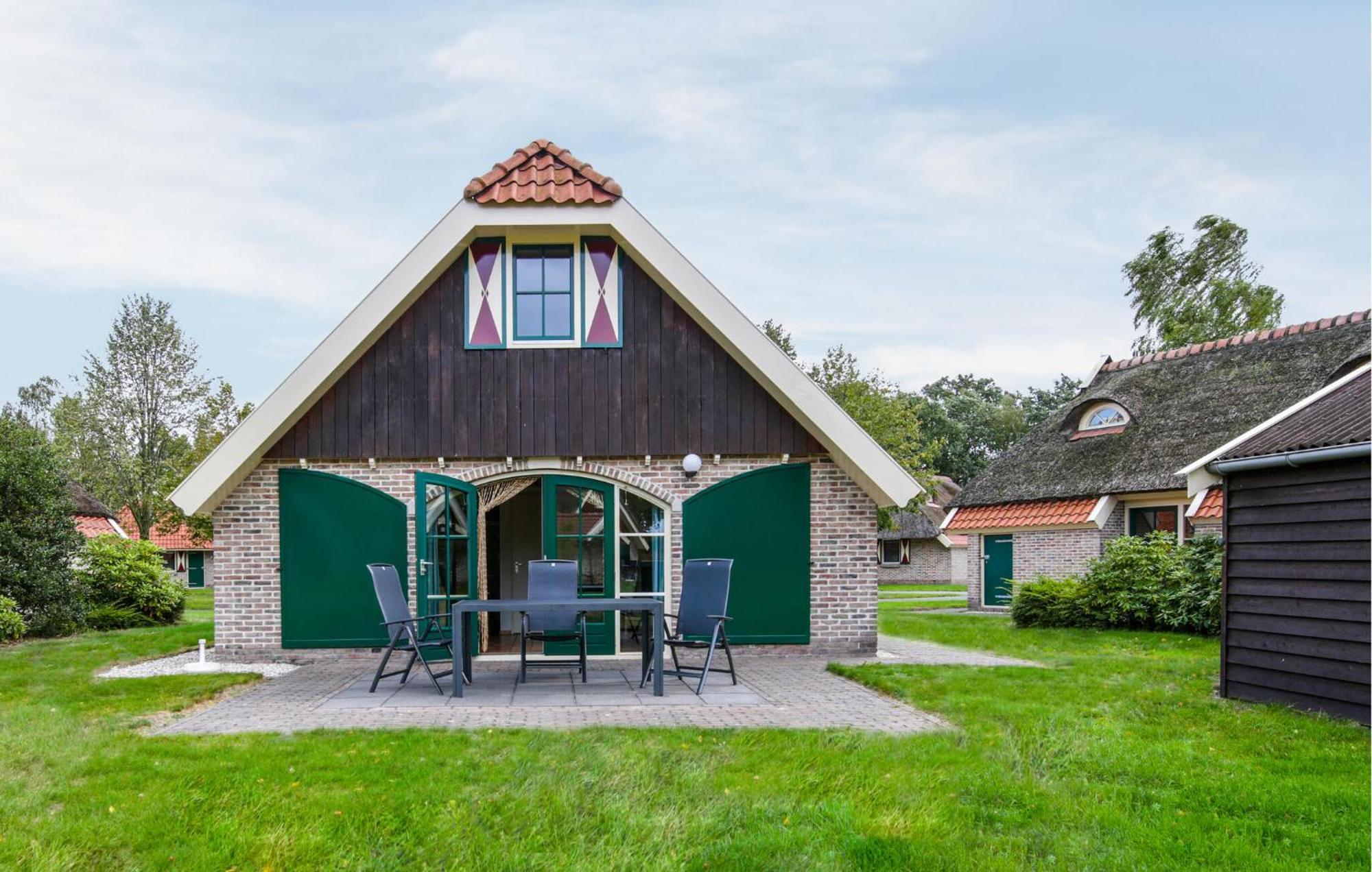 Amazing Home In Ijhorst With Kitchen Eksteriør billede